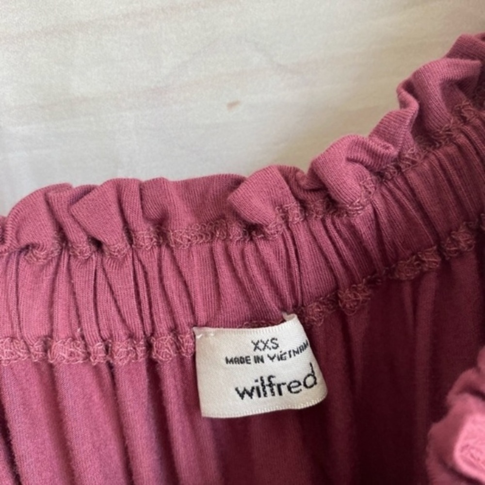 Aritzia Off Shoulder Top - Picture 4 of 4